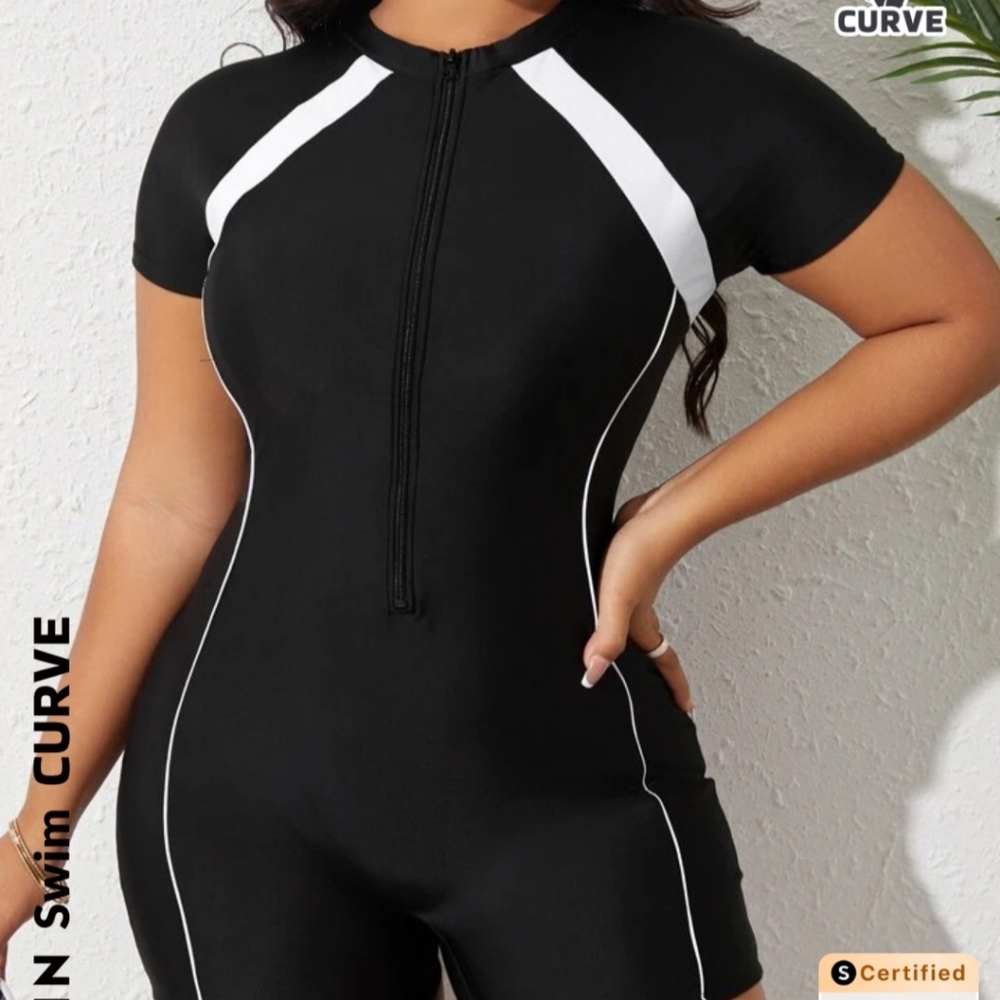 One Piece Rashguard Swimsuit - Picture 3 of 3